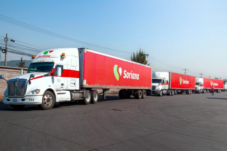 Soriana presenta por octavo año su famosa campaña  de Julio Regalado