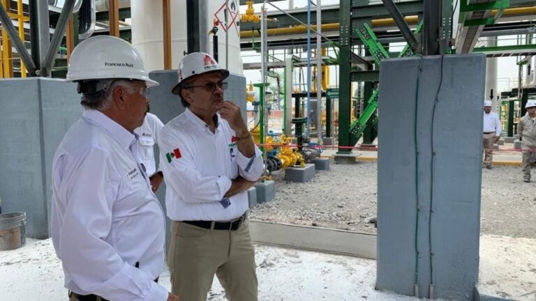 Pemex hila tres meses con producción por encima del millón 800 mil barriles