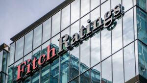 Fitch mantiene a México con BBB- por crecimiento mejor a lo esperado