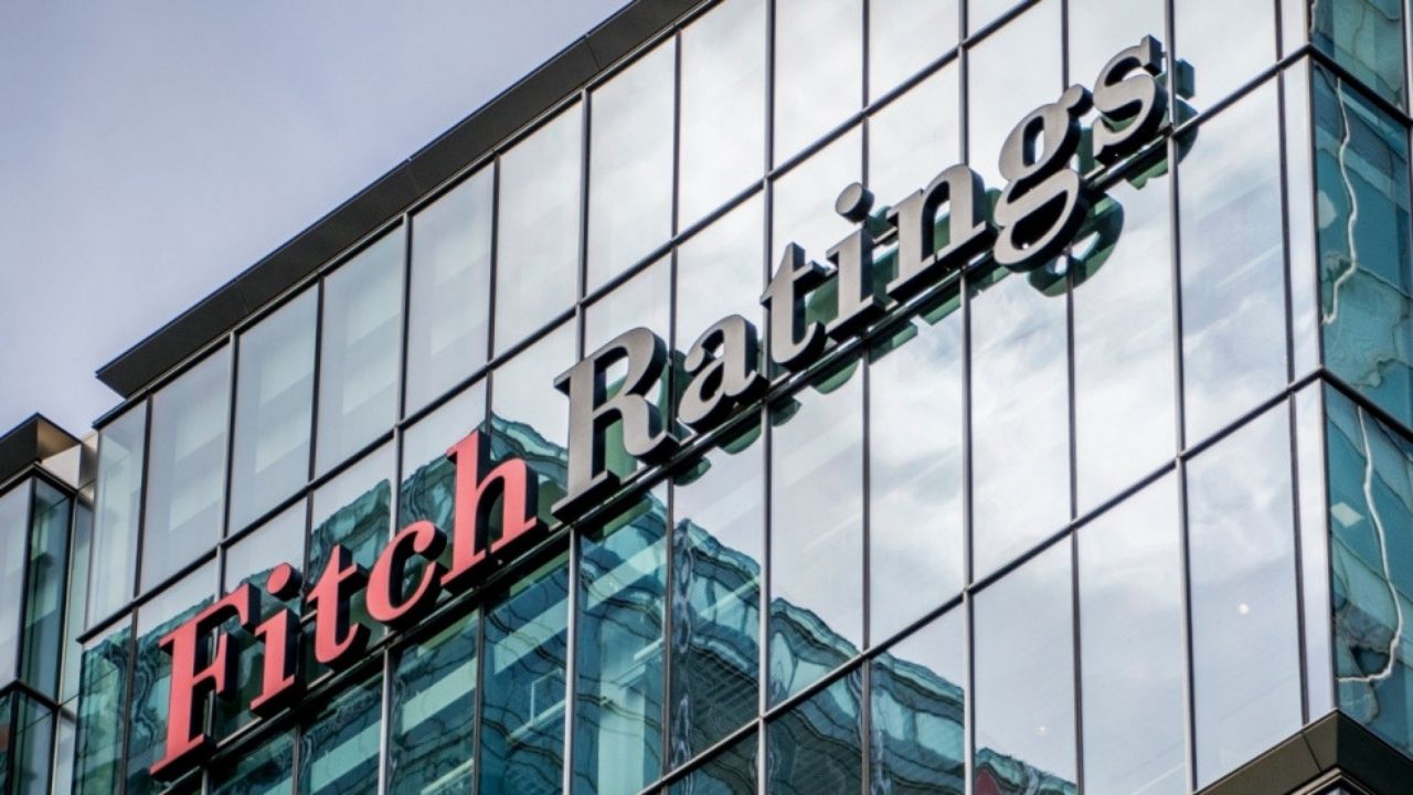 Fitch mantiene a México con BBB- por crecimiento mejor a lo esperado