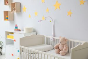 Elizondo explica cómo se pueden elegir muebles para bebé