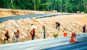 López Obrador supervisa Tren Maya e informa avances en Acapulco