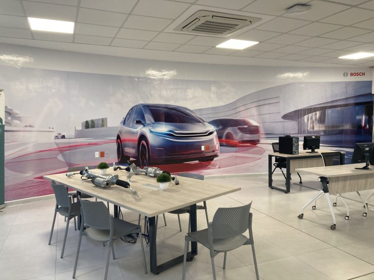 Bosch México y la UdeG forman alianza para reducir las brechas tecnológicas