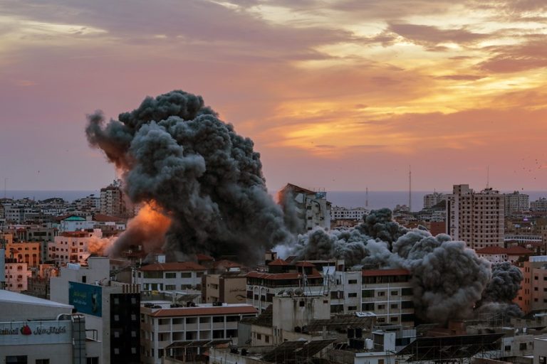Israel advierte que la guerra continuará en 2024