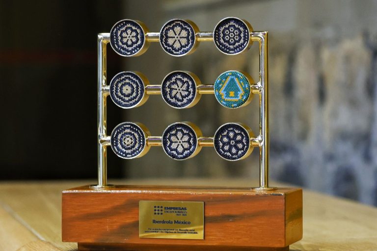El CCE premia a Iberdrola México por su cartera de proyectos renovables