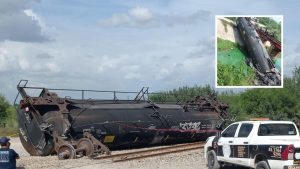 Se descarrila y vuelca tren cargado de gasolina en Reynosa