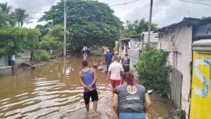 Emiten alerta en Veracruz por crecida de ríos tras intensas lluvias