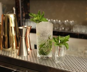 ¿Anfitrión de la cena de fin de año? Lúcete con estos tragos coquetos