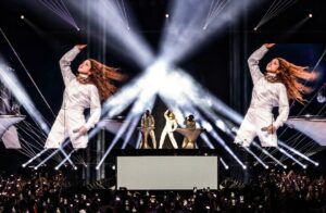 Shakira se consolida como la artista más taquillera: Billboard