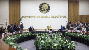 Confirma INE multa de 21 mdp a Morena por omisiones en gastos de precampaña 2024