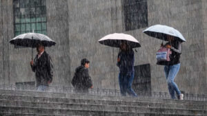 Chubascos y lluvias fuertes en gran parte del país