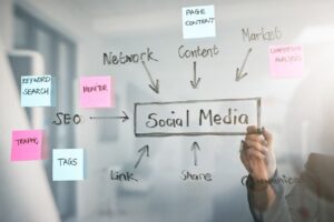 Redes Sociales, más que publicidad, una estrategia: Tecmilenio