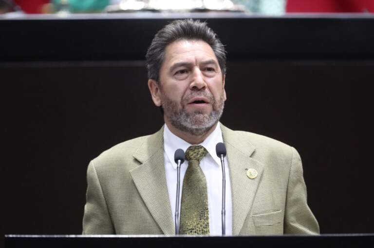 Necesario, incluir en programas y planes de estudio el fomento y promoción de valores éticos y sociales