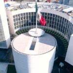 Luego de viajes de Noroña a Europa en clase premier, Senado se aprieta el cinturón