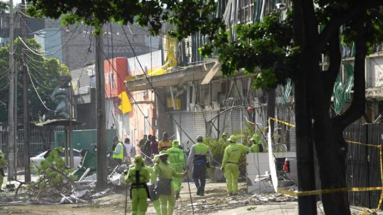 Ascienden a siete los fallecidos por el atentado en Cali, Colombia; hay dos sospechosos detenidos