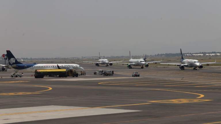 AICM suspende operaciones por segundo día consecutivo debido a fuertes lluvias