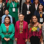 ‘Es tiempo de mujeres en México y en el mundo’, dice Sheinbaum