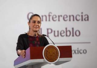 ‘No hay pruebas’: Sheinbaum tras señalamientos de sobornos de ‘El Mayo’