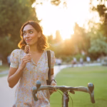 Soltería, bienestar y el postre de la felicidad