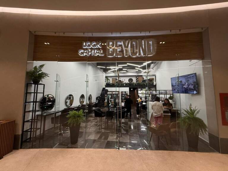 Tendencias en cortes de cabello y uñas para deslumbrar este otoño Look Capital transforma la experiencia de belleza en Downtown Puebla