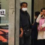 Metrobús CDMX prohíbe viajar con mochilas