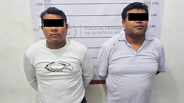 Detienen a dos sujetos por aventar a un gato a un estanque de agua en Tulum