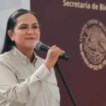 Ariadna Montiel entrega primeros apoyos económicos por emergencia en Poza Rica, Veracruz