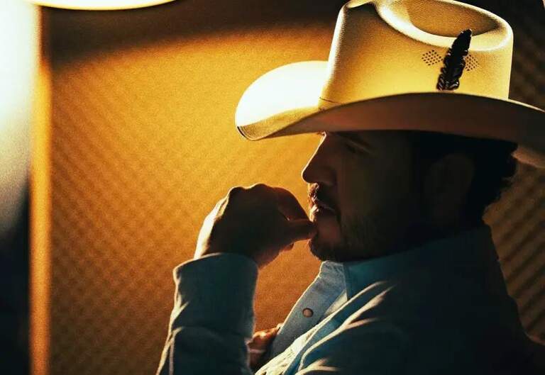 Multarán con más de $1 millón a Edén Muñoz por corrido al narco ‘El JT