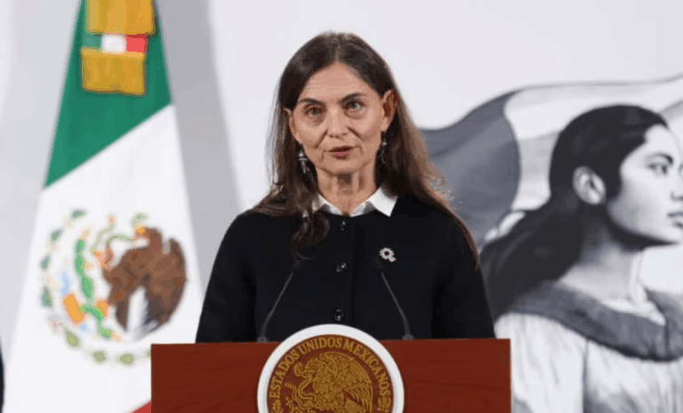 Por plagio de huaraches, Adidas acuerda resarcimiento a artesanos de Oaxaca