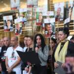 Las familias de los rehenes piden suspender el acuerdo si Hamás no devuelve a los fallecidos