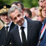 Sarkozy deberá ingresar a prisión la próxima semana para cumplir sentencia por financiar campaña con dinero de Gadafi