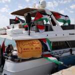 Israel intercepta el último barco de la Flotilla para Gaza e inicia deportaciones