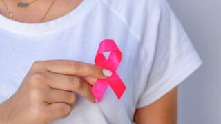 Presentan el Modelo de Atención Universal de Cáncer de Mama