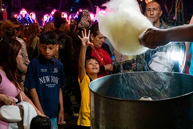 ‘Catrinas’ y ‘altares rodantes’ se apoderaron de la CDMX en Rodada por Día de Muertos