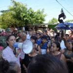 Visita Sheinbaum zona cero tras lluvias y anuncia censo y distribución de apoyos