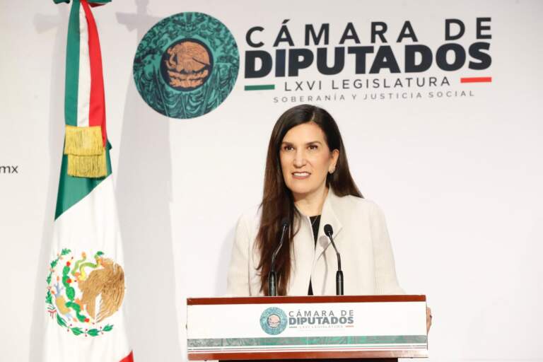 Muerte de Carlos Manzo debe ser un antes y un después en materia de combate a la delincuencia: Kenia López Rabadán