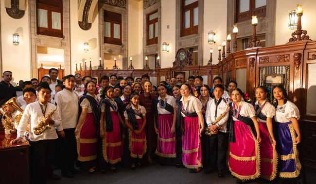 Presidenta invita a la Fiesta de Culturas Comunitarias 2025. Yoltlajtoli: Voces Vivas el próximo 22 de noviembre en el Zócalo