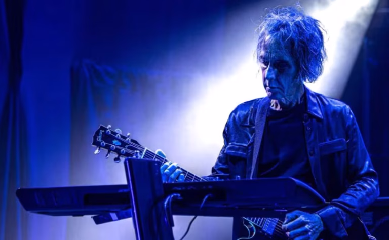 Muere Perry Bamonte, guitarrista y teclista de The Cure