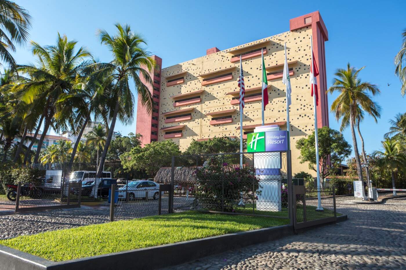 Holiday Inn Ixtapa impulsa una nueva era de paquetes todo incluido sostenibles