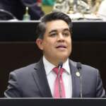 Plantean reforma constitucional para prohibir contratar a menores de edad en labores peligrosas o insalubres