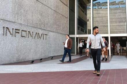 Infonavit reestructuró y saneó 4 millones 856 mil créditos impagables en cartera vencida