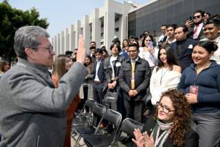 Ricardo Monreal pide a jóvenes cerrar filas con la presidenta Claudia Sheinbaum y defender la soberanía nacional