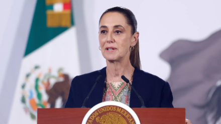Presidenta confirmó que el exdirector de Materiales Educativos rechazó modificaciones para visibilizar a las heroínas mexicanas